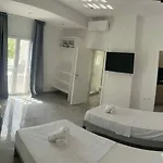 Salou On The アパートホテル 3*